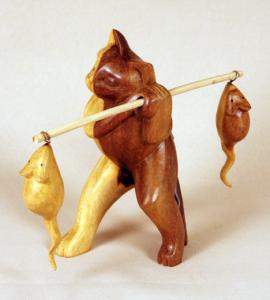  PWC30 	Мини-скульптура "Кошка с мышками". 15 см. 
